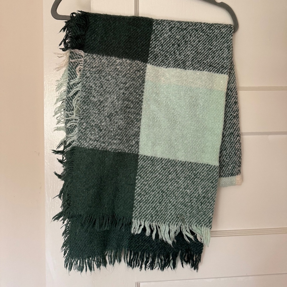 Green Plaid Blanket Scarf/Shawl